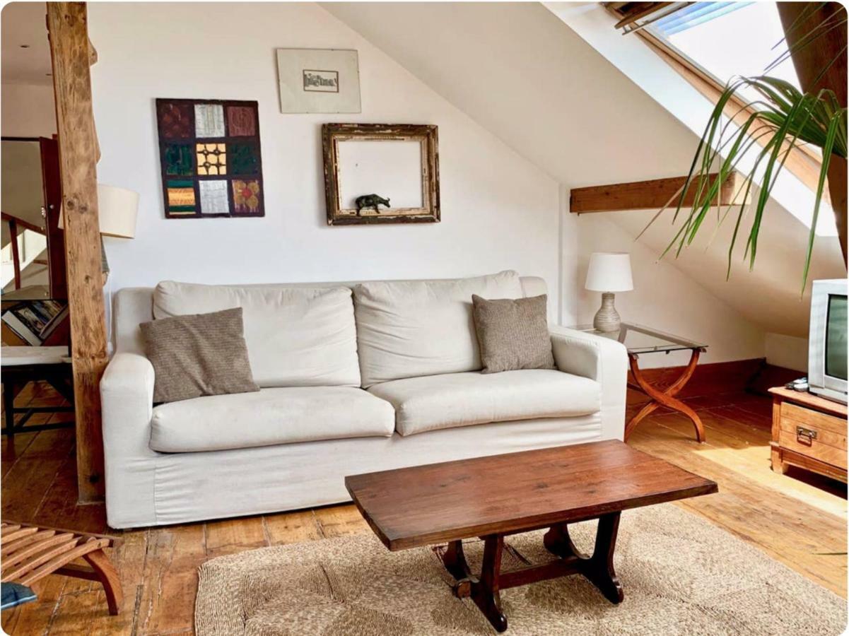 Charming Sunny Penthouse Lejlighed *